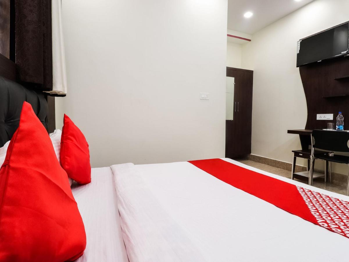 Oyo 74578 Hotel Al-Diyafa Hyderabad Esterno foto
